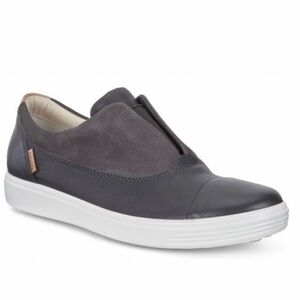 Ecco Soft 7 Sneaker Slip-on in Dark Shadow/Moonless.  Size 7